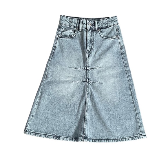 NWOT Zara Demin Midi Skirt (Size 6) GIRLS - Picture 1 of 4